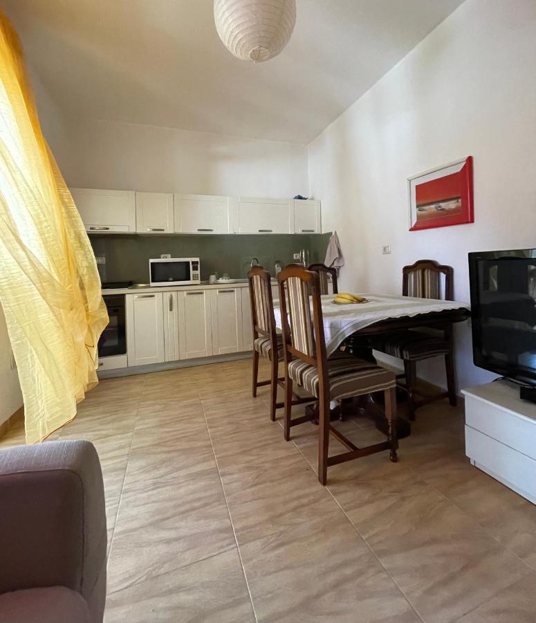 Vacation Home Dibra Velipojë Eksteriør billede